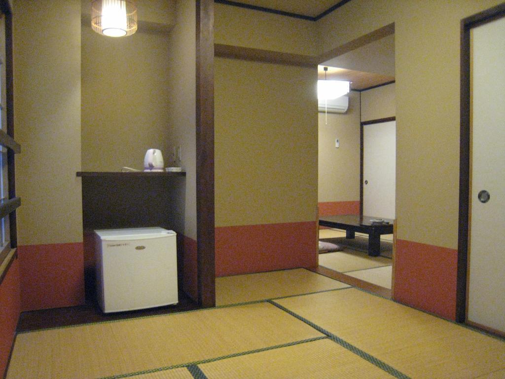 Utsumionsen Ichizu Hotell Aichi Eksteriør bilde