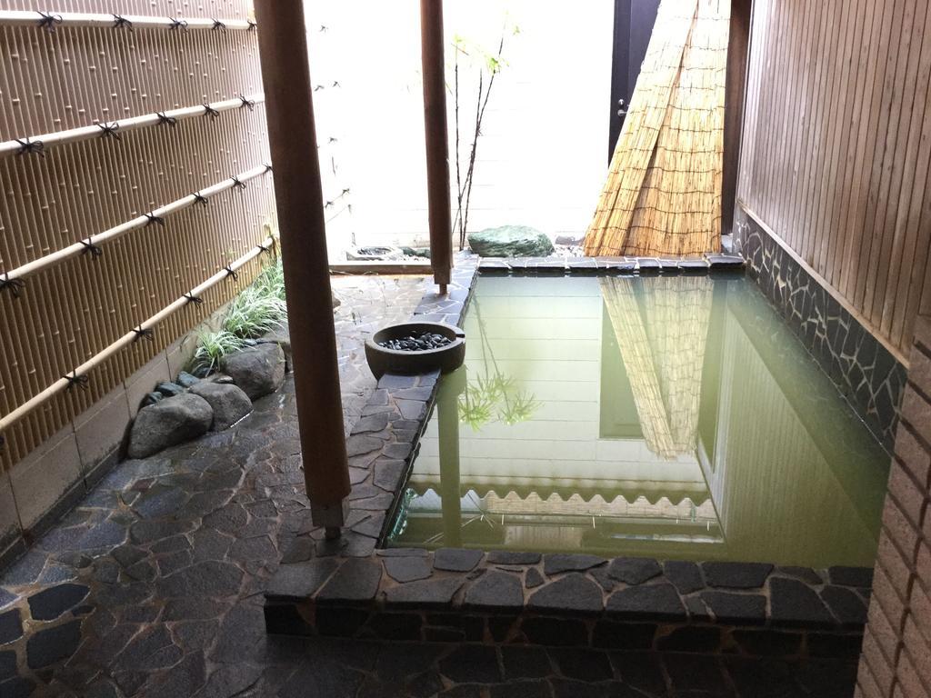 Utsumionsen Ichizu Hotell Aichi Eksteriør bilde